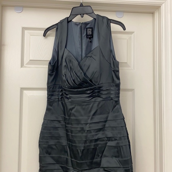 Jax brand cocktail gown worn once size 14 - Picture 1 of 2
